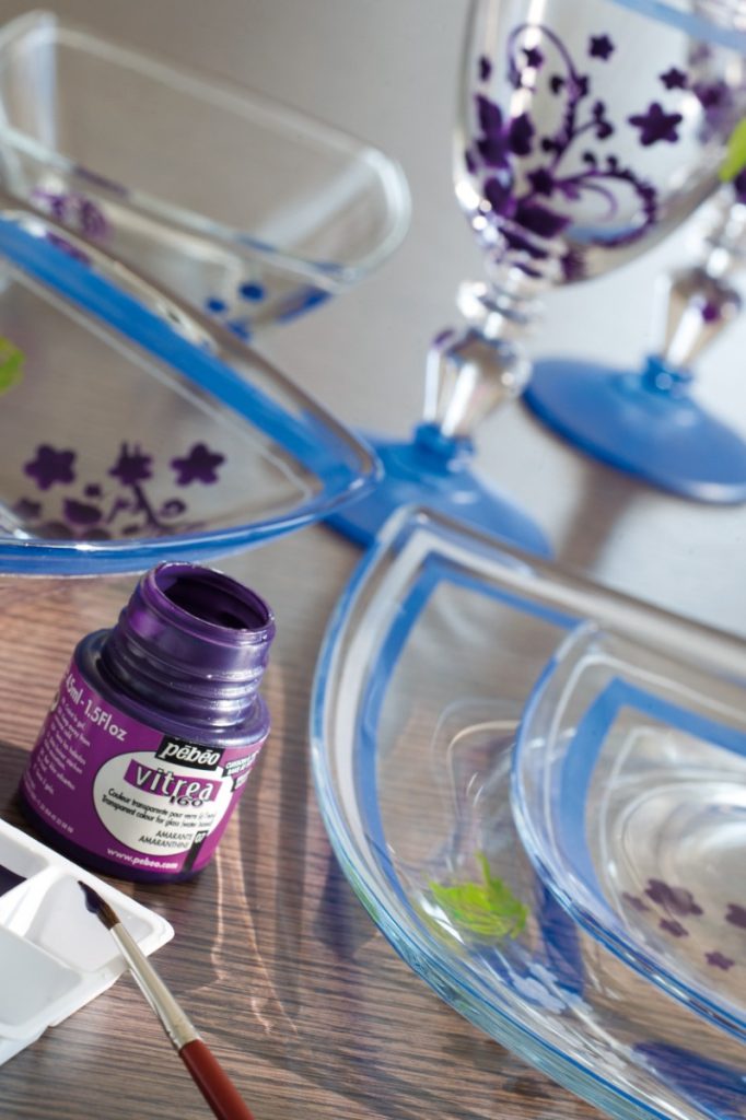 Pébéo Peinture sur Verre VITREA 160 BRILLANT 45 ML AMARANTE Photo de réalisation