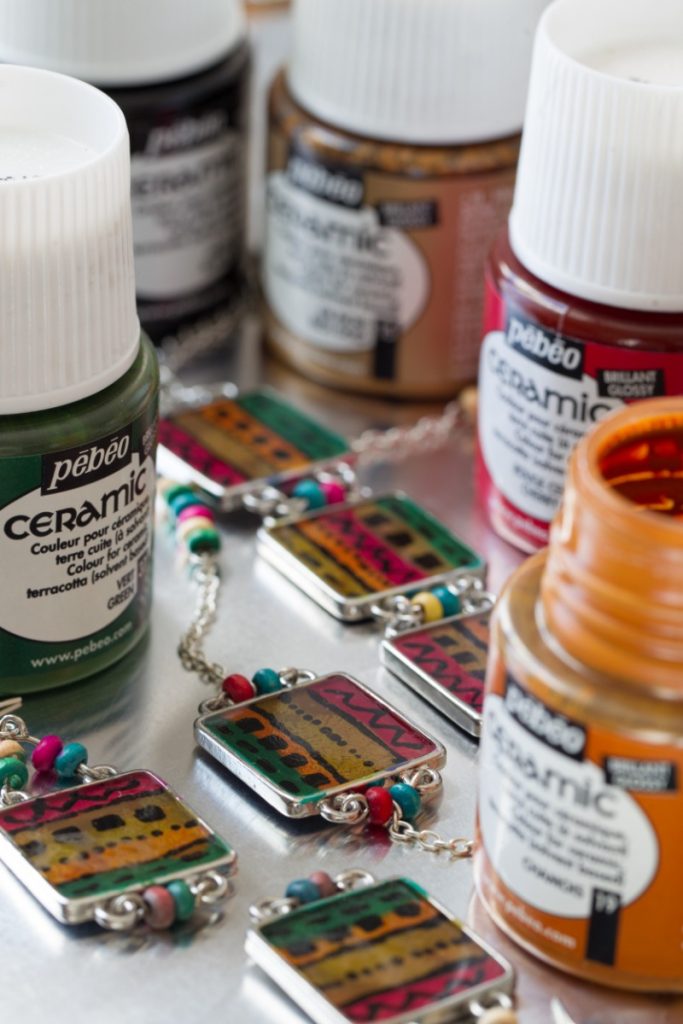 Pébéo Peinture sur Céramique CERAMIC 45 ML CHAMOIS Photo d'application