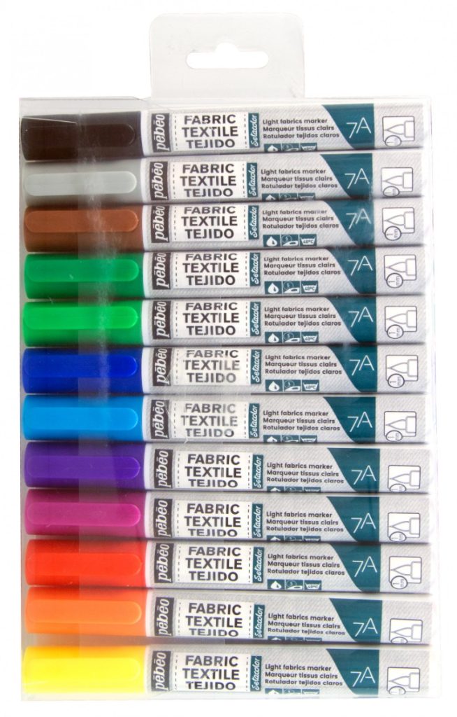 Pébéo 7A MARQUEURS TISSU CLAIR POINTE PINCEAU 1 MM ETUI 12 COULEURS ASSORTIES Vue de face